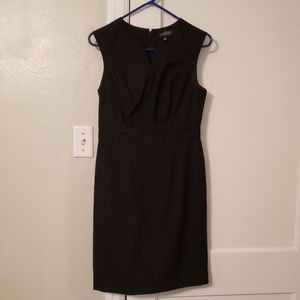 Black Sleeveless Dress